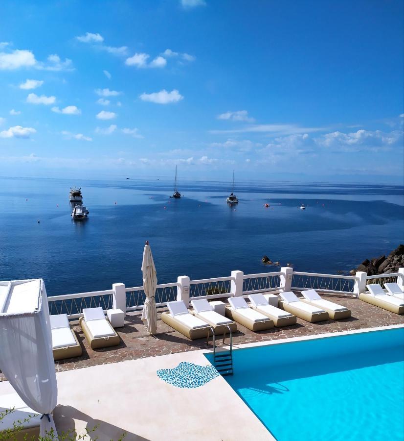 La Piazza Luxury Hotel & Spa Panarea Buitenkant foto