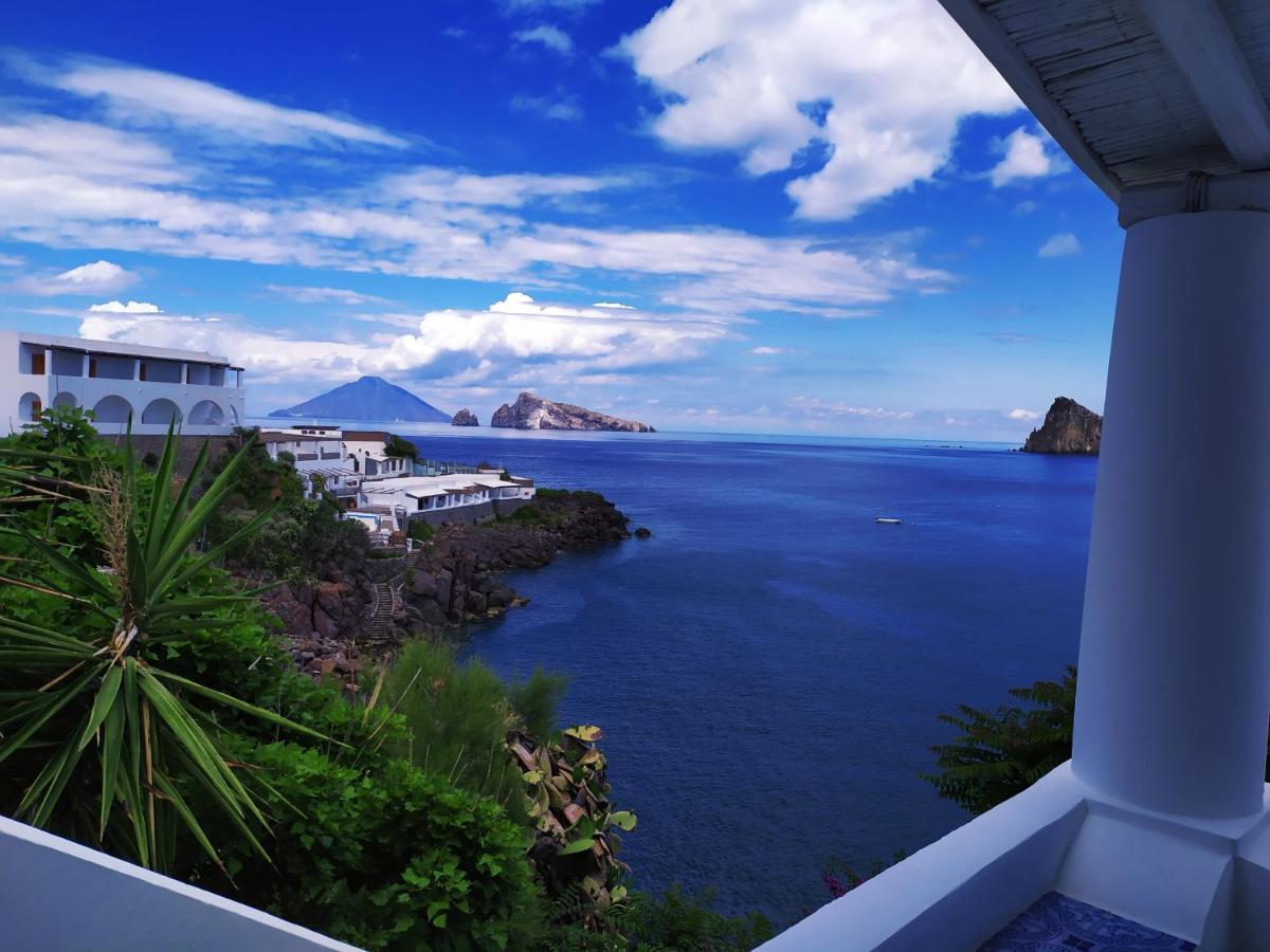 La Piazza Luxury Hotel & Spa Panarea Buitenkant foto
