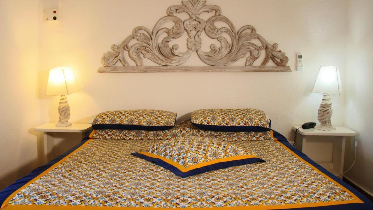 La Piazza Luxury Hotel & Spa Panarea Buitenkant foto
