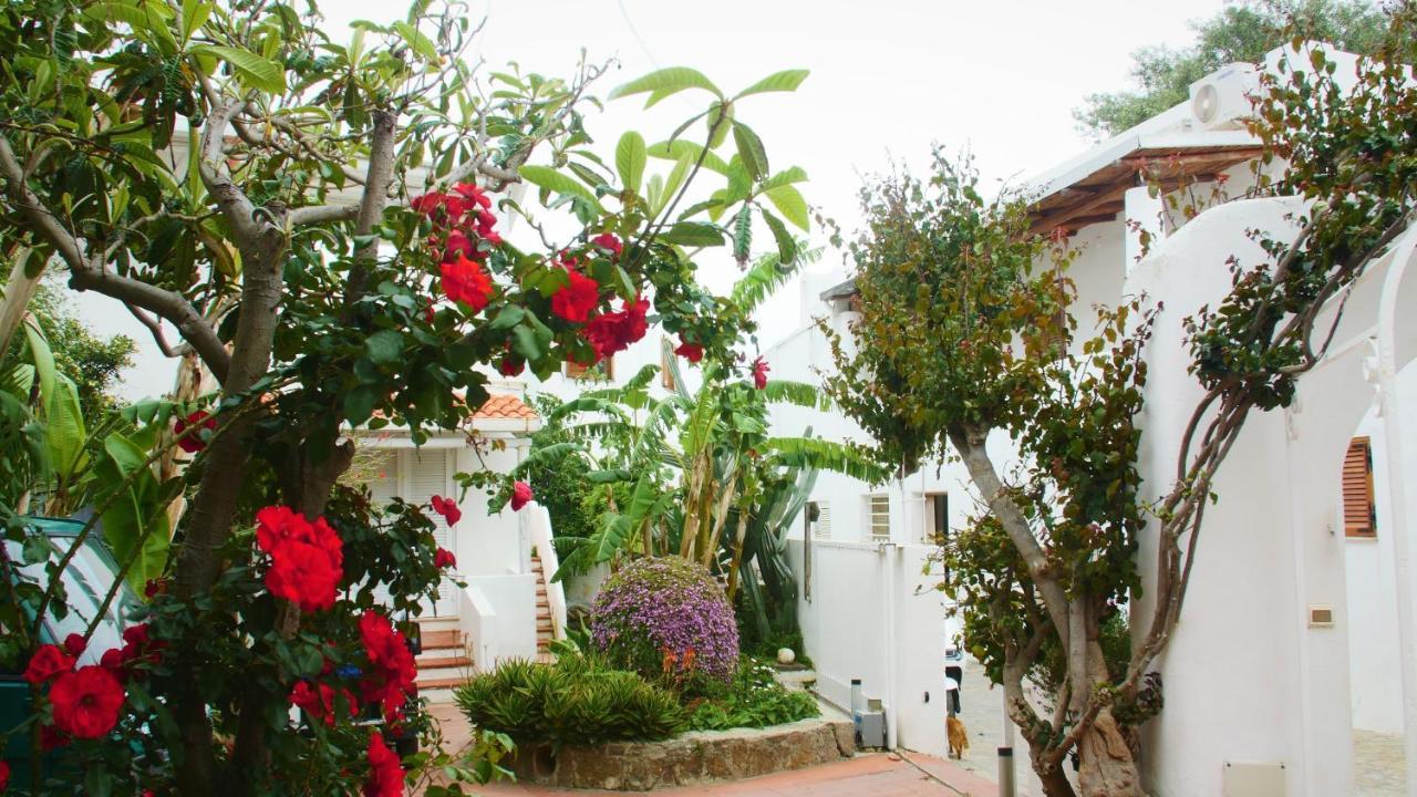 La Piazza Luxury Hotel & Spa Panarea Buitenkant foto