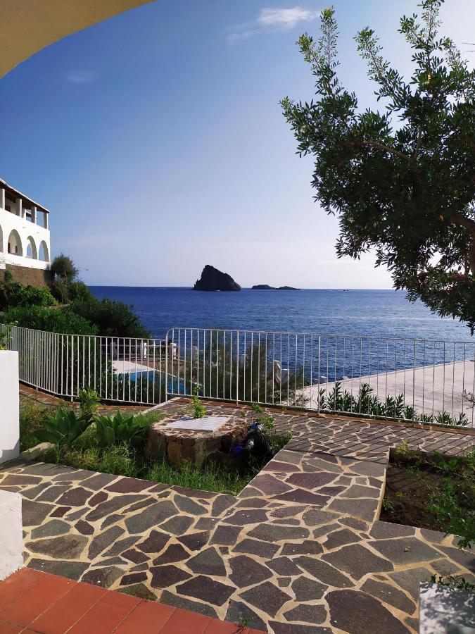 La Piazza Luxury Hotel & Spa Panarea Buitenkant foto