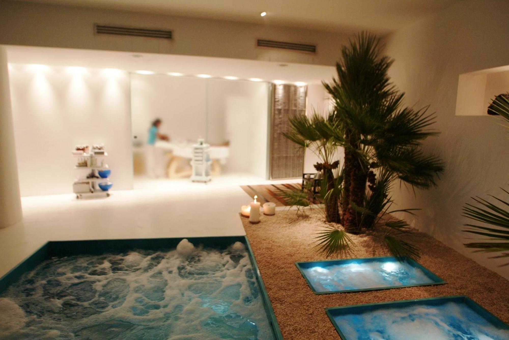 La Piazza Luxury Hotel & Spa Panarea Buitenkant foto